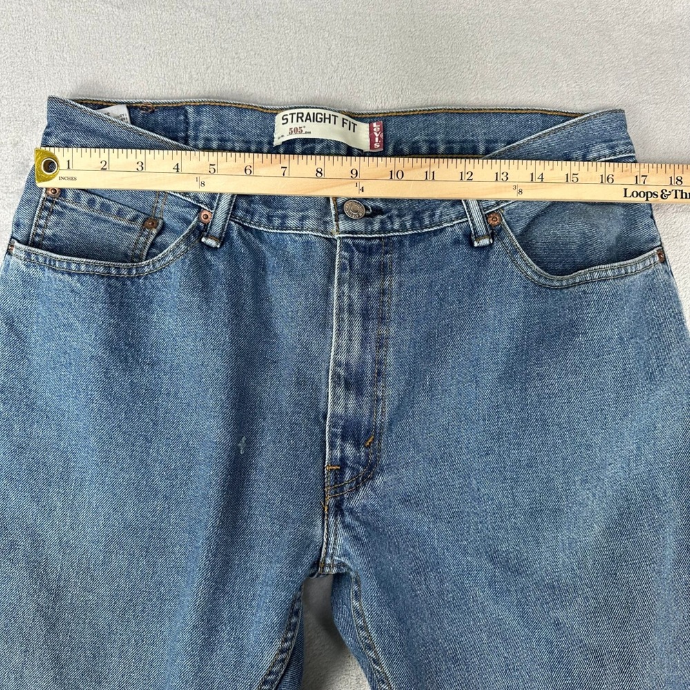 Levi's 505 Jeans Men 36x30 Blue  Straight Fit Medium Wash Denim Pants - Picture 11 of 15